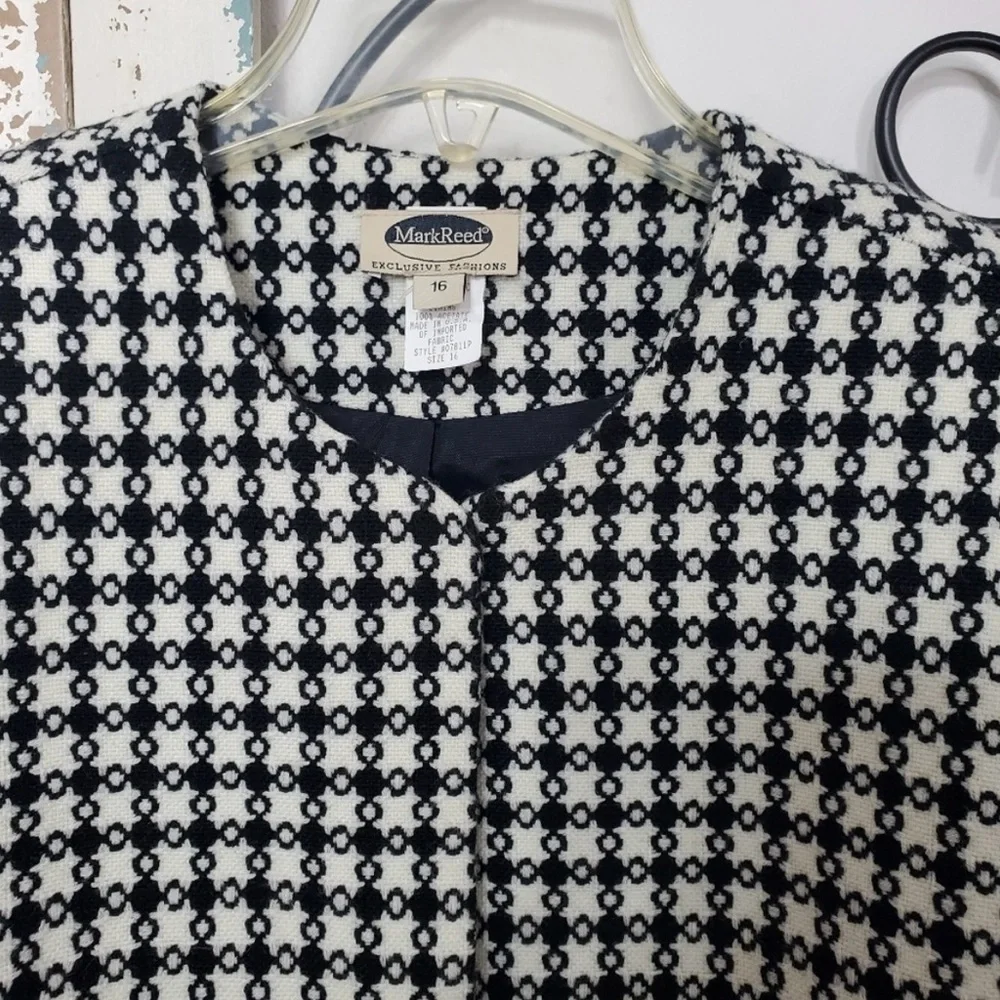 Mark Reed Tweed-Like Jacket - Picture 3 of 8